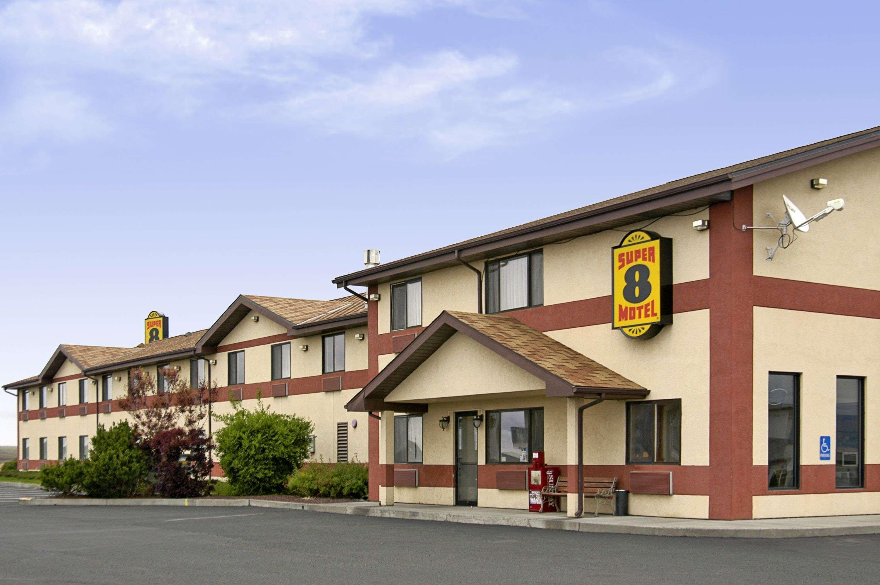 Super 8 By Wyndham Pendleton Motel Exterior foto